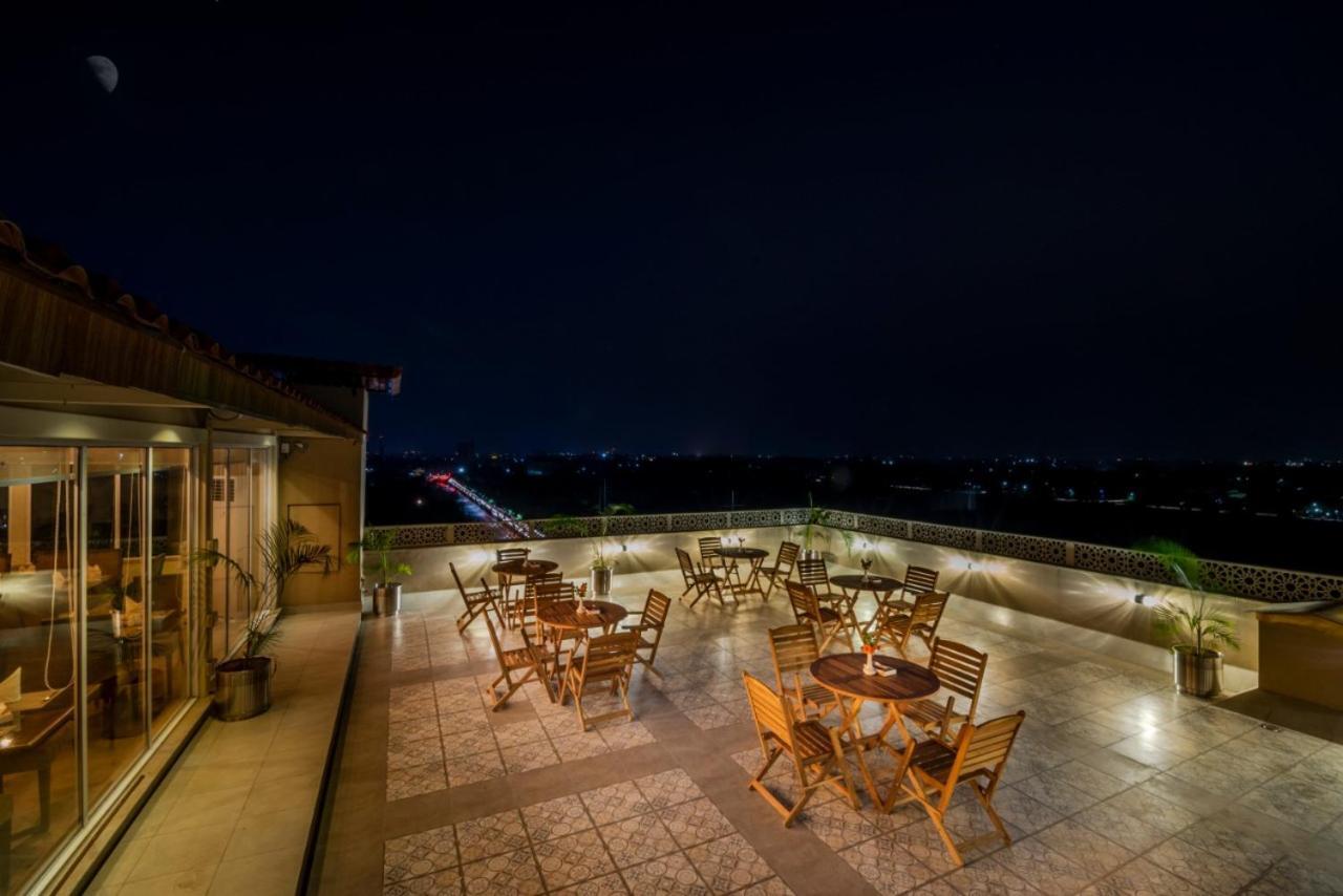 Hotel One Garden Town, Lahore Ngoại thất bức ảnh
