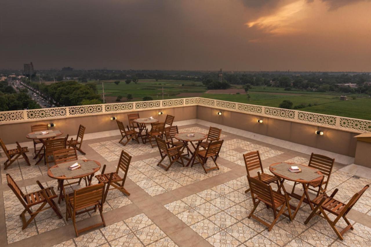 Hotel One Garden Town, Lahore Ngoại thất bức ảnh